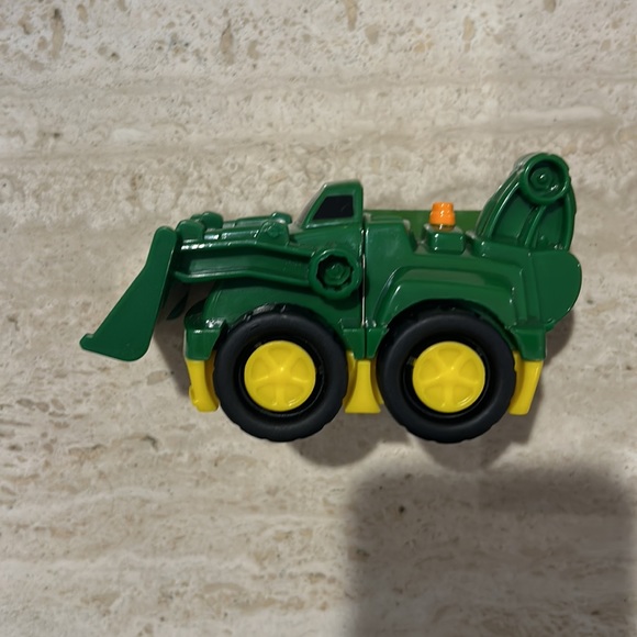 BOYS MEGA BLOCKS BUNDLE (4 ITEMS) - Picture 2 of 12